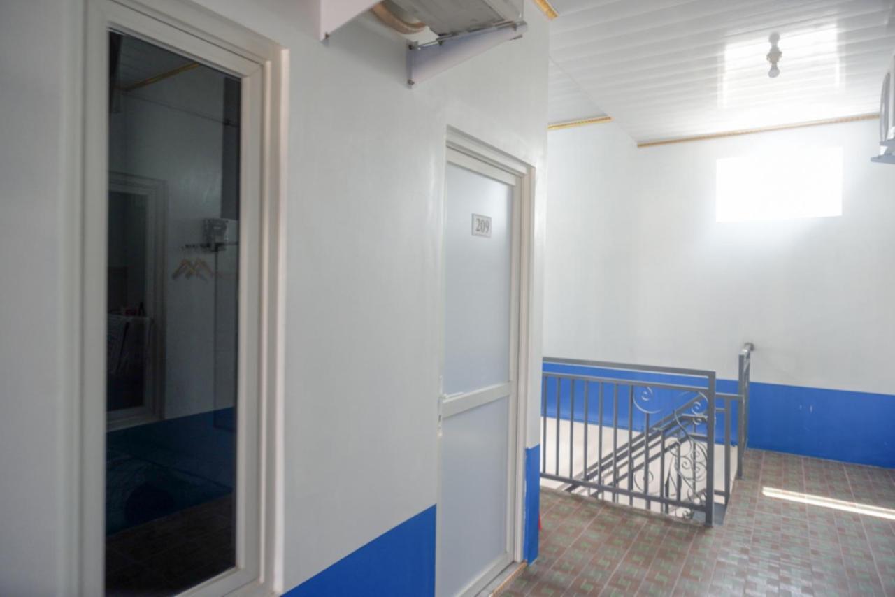 Reddoorz Near Universitas Semarang 2 Alastuwo Kültér fotó